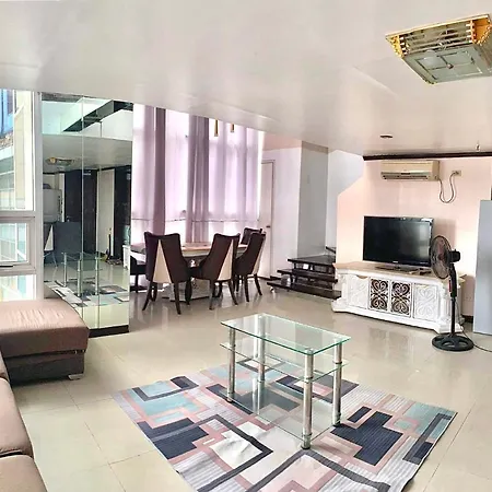 1711 Condo Loft Type Corner Unit