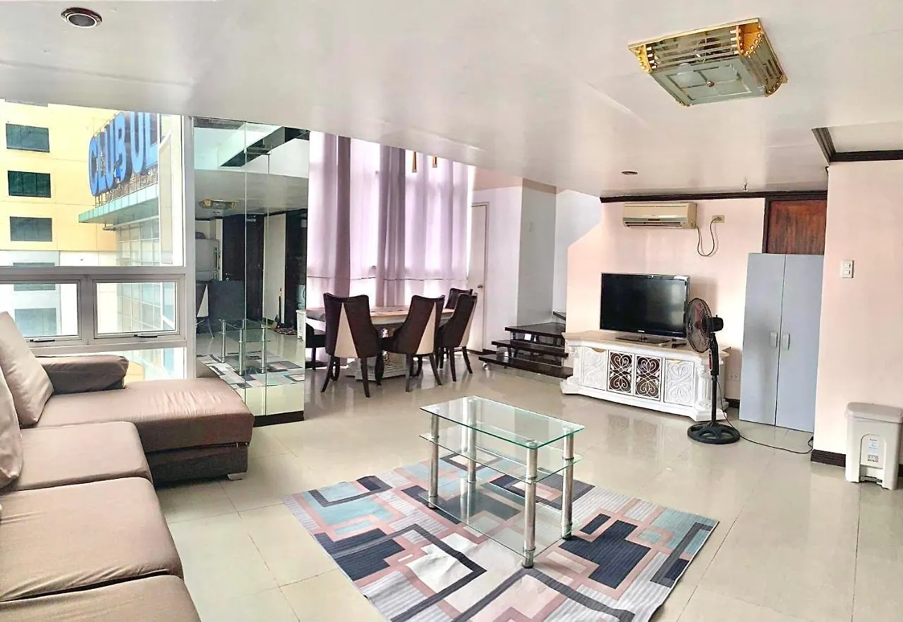 1711 Loft Type Corner Unit