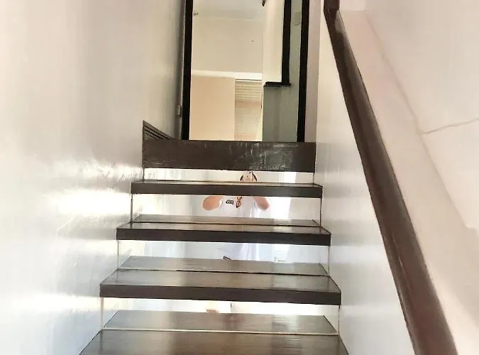 1711 Loft Type Corner Unit